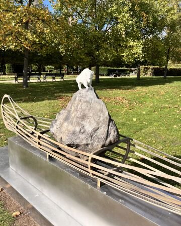 Jaune Quick-to-see Smith